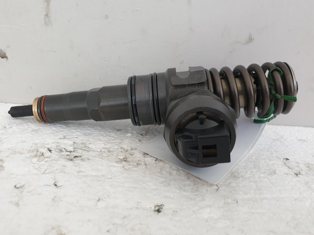 502647 VW Passat, AG Jelü PD Elem 038 130 073 AG, Bosch. Porlasztó.