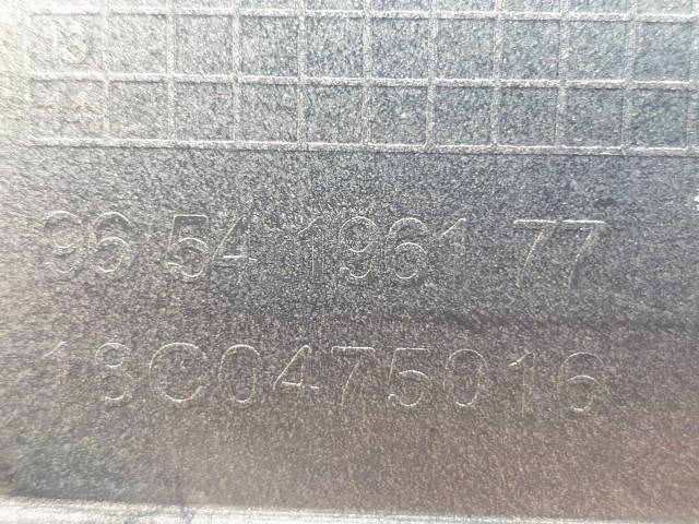 504891 Citroen C4 Grand Picasso, 2009, Ködlámpás Lökhárító. 9654196177