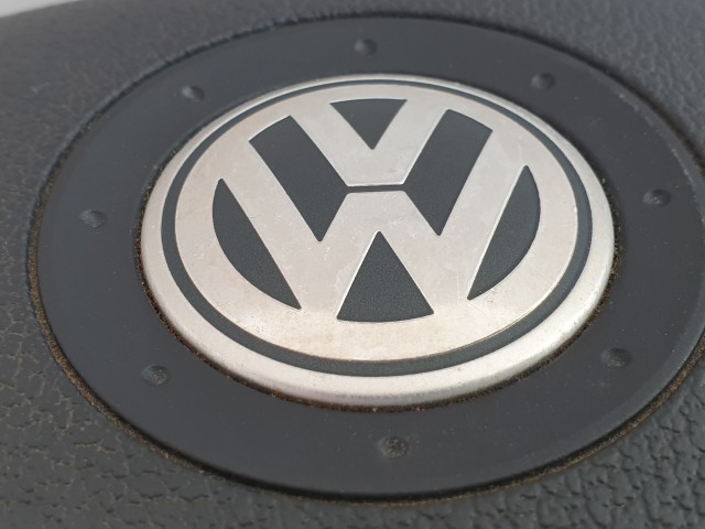 504786 VW Touran, 2008, Kormánylégzsák, Légzsák, 1 Csati, 3 Águ Kormányba