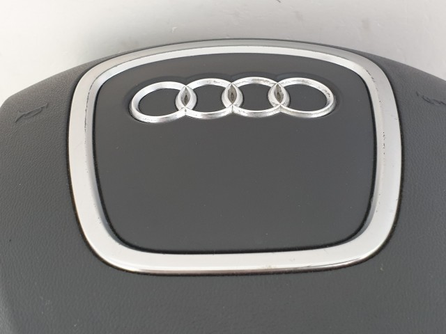 504838 Audi A4 B7, 2008, Kormánylégzsák, Légzsák, 2 Csati, 4 Águ Kormányba