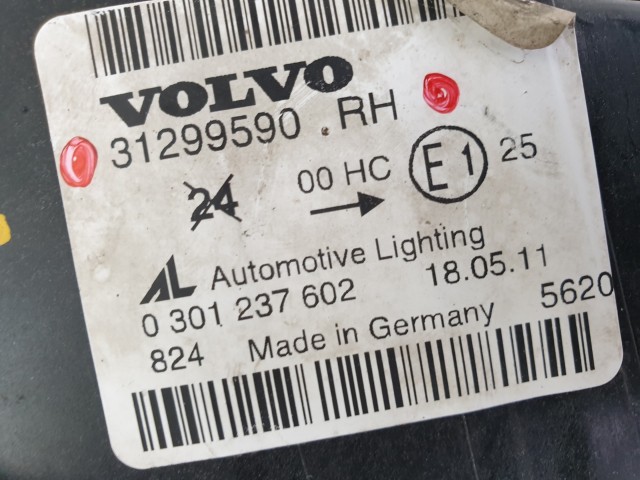 505707 Volvo S40, 2011, Projektoros Jobb Első Lámpa, Fényszóró