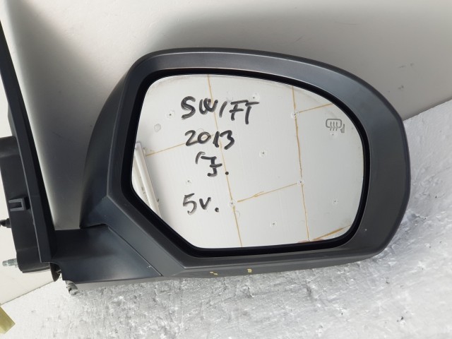 505991 Suzuki Swift 4, 2013, Jobb Visszapillantó Tükör, 5 Vezetékes