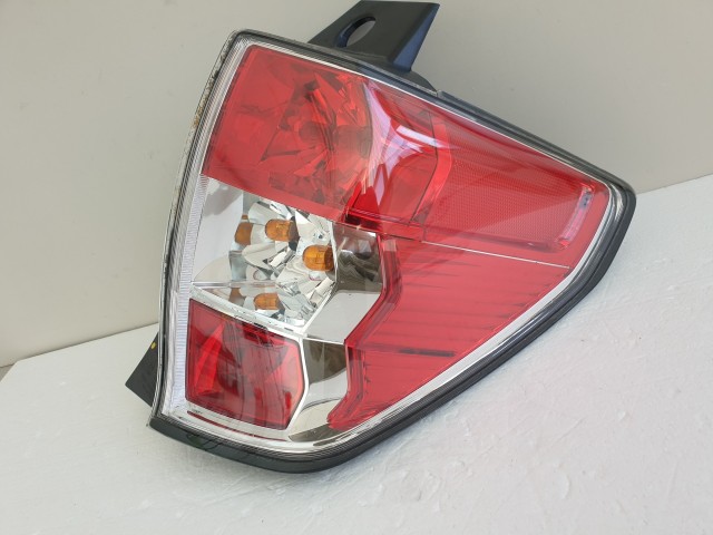 506233 Subaru Forester 2011, Jobb Hátsó Lámpa
