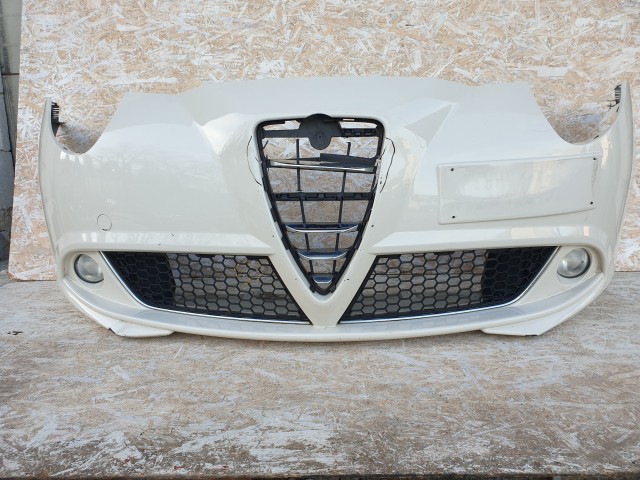 506617 Alfa Romeo Mito, 2013, Ködlámpás Első Lökhárító, 156078529