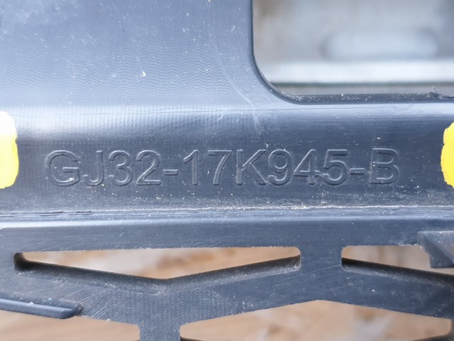 506643 Land Rover Range Rover Evoque 2017, Első Lökhárító Héj, GJ32-17K945-B