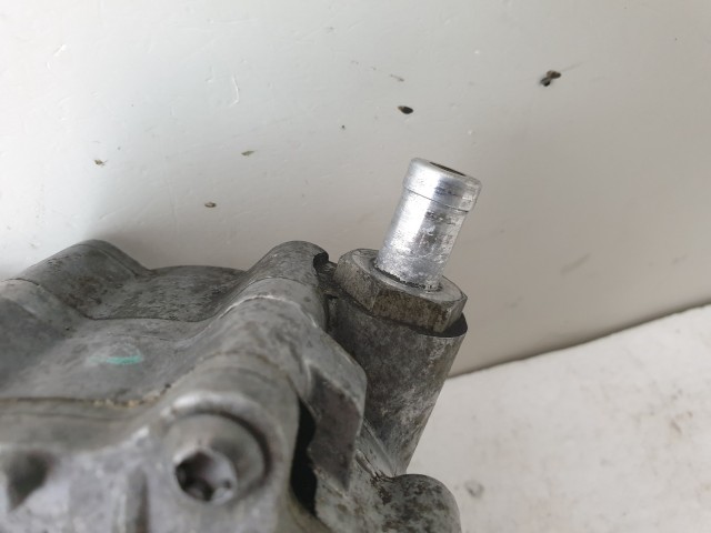 506914 Audi A4, A6 Bosch 03G 145 209, Vákumpumpa, Tandempumpa
