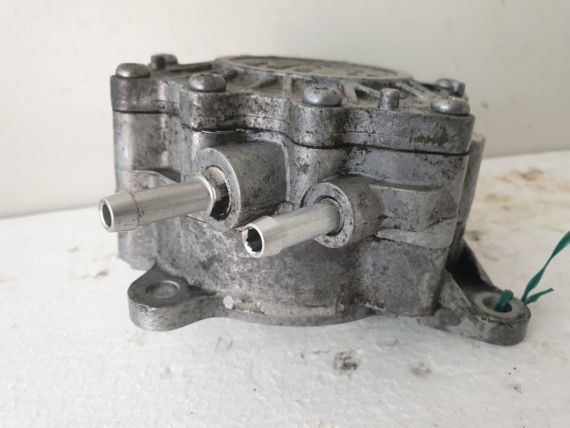 506915 Vw Passat , Bosch 03G 145 209 D, Vákumpumpa, Tandempumpa