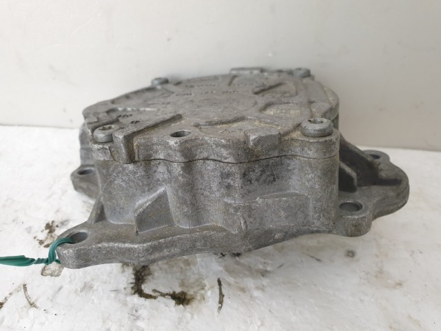 506916 Audi A4, A6, Bosch 03L145100 F, Vákumpumpa, Tandempumpa