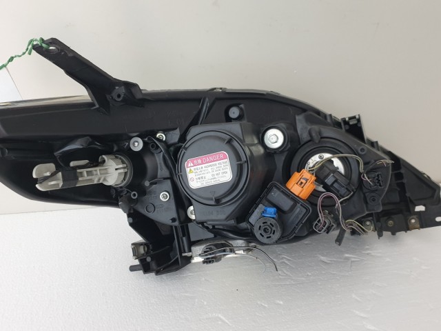 506967 Mazda 5, 2009, Bal Első XENON Lámpa Fényszóró, C235-51040