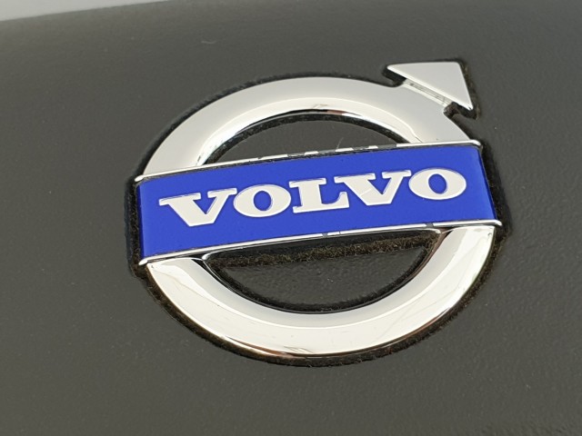 505056 Volvo V50, 2007, Kormánylégzsák, Légzsák, 2 Csati, 3 Águ Kormányba