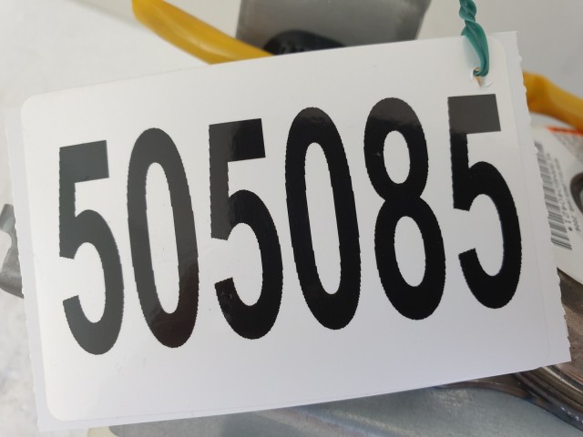 505085 Suzuki Swift 2007, Utaslégzsák, Légzsák, 1 Csati,
