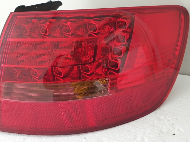 507268 Audi A6 C6, Kombi, 2006, Jobb Hátsó Külső LED Lámpa, 4F9945096B