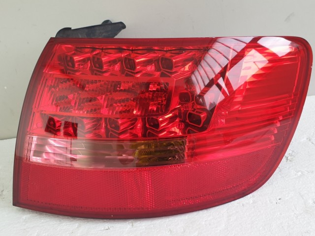 507285 Audi A6 C6, Kombi, 2006, Jobb Hátsó Külső LED Lámpa, 4F9945096B