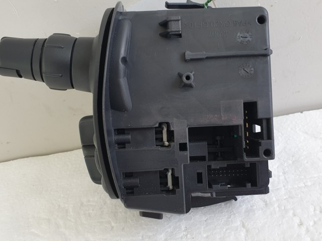 507562 Renault Kangoo 2, Clio 3, Modus, 2009, Ablaktörlő Kapcsoló