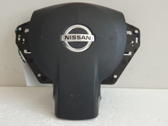 508000 NIssan Qashqai 2007, Kormánylégzsák, Légzsák, 2 Csati, 3 Águ Kormányba