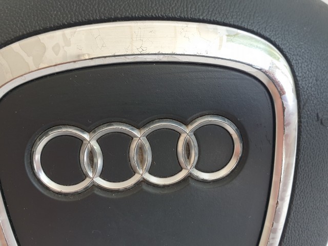 508011 Audi A4 B7, 2008, Kormánylégzsák, Légzsák, 2 Csati, 3 Águ Kormányba