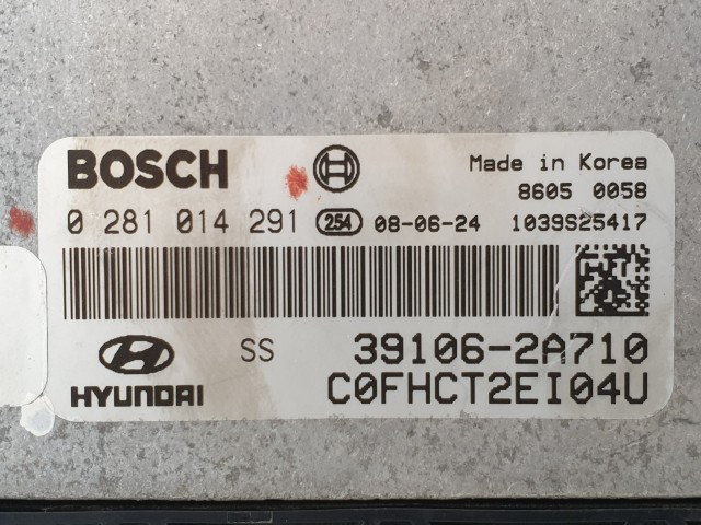 502839 Hyundai i30, 2008, Motorvezérlő, ECU, 39106-2A710, 0281014291 Bosch