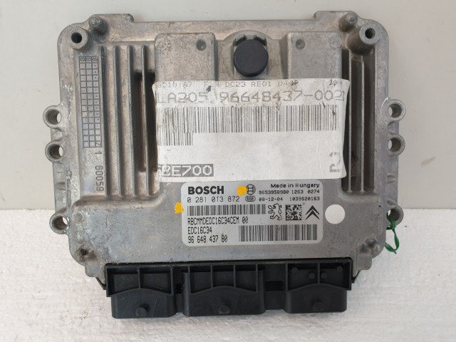 502861 Peugeot 207, 2008, Motorvezérlő, Ecu, 9664843780, 0281013872 Bosch