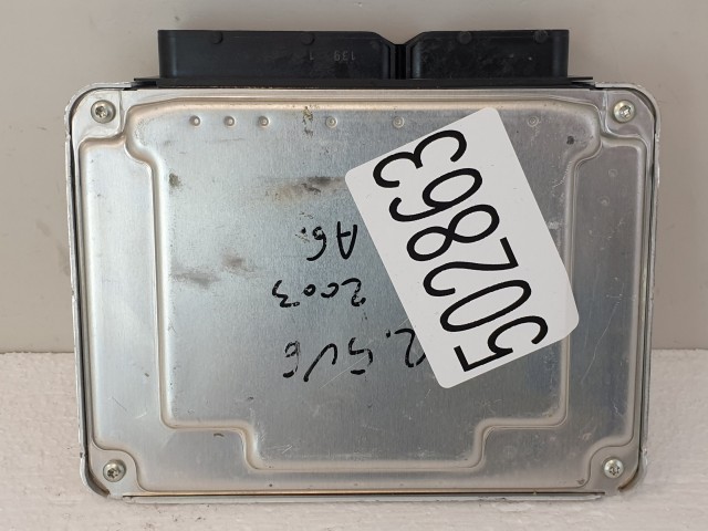 502863 Audi A4, A6, 2.5 V6 TDI, 2003. Motorvezérlő, Ecu, 8E0907401M, 0281011255 Bosch