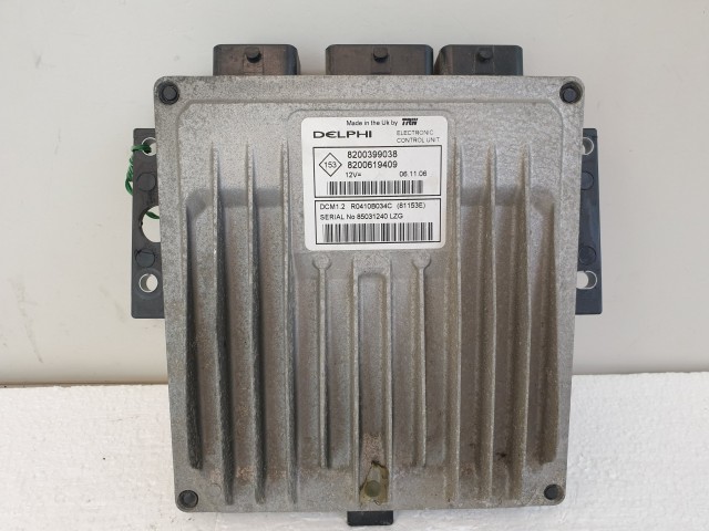 502898 Renault Clio 3, 2006, Motorvezérlő, Ecu, 8200399038, 8200619409 Delphi.