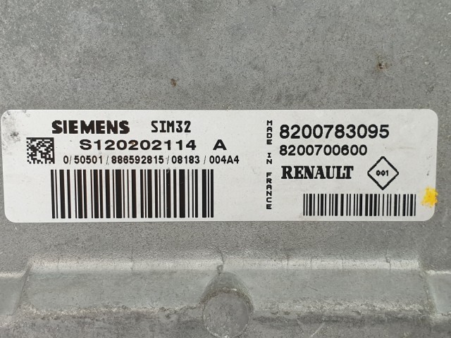 502933 Renault Clio 3, 2009, Motorvezérlő, Ecu, S120202114A, 8200783095, Siemens.