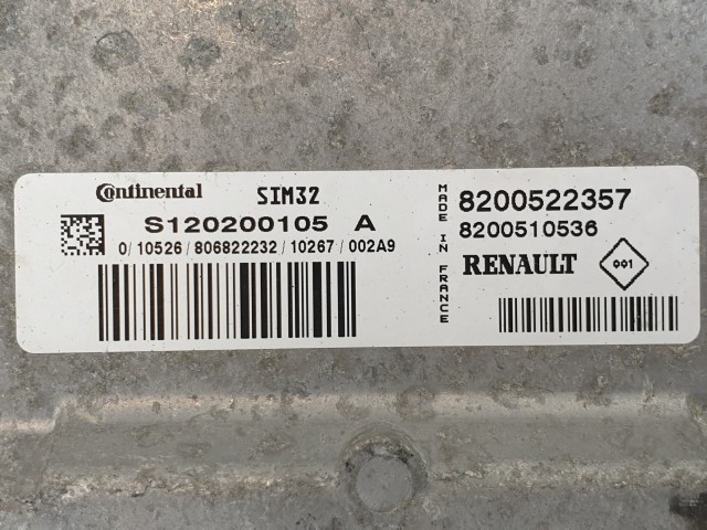 502950 Renault Clio 3, 2011, Motorvezérlő, Ecu, S120200105A, 8200522357 Continental.