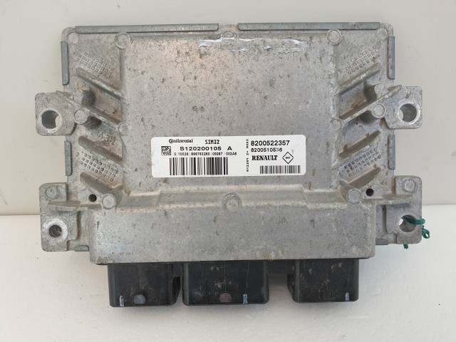 502951 Renault Clio 3, 2011, Motorvezérlő, Ecu, S120200105A, 8200522357, Continental.