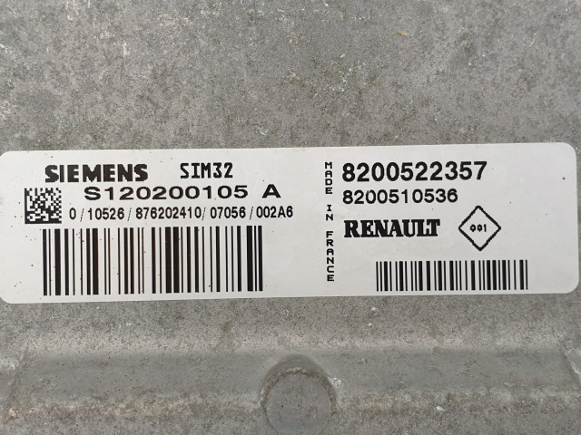 502953 Renault Clio 3, 2010, Motorvezérlő, Ecu, S120200105A, 8200522357 Siemens.