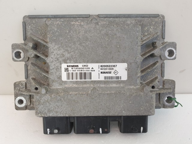 502954 Renault Clio 3, 2010, Motorvezérlő, Ecu, S120200105A, 8200522357 Siemens.