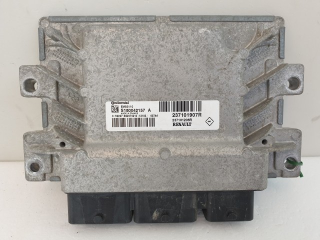 502956 Renault Clio 3, 2010, Motorvezérlő, Ecu, S180042157A, 237101907R, Continental.