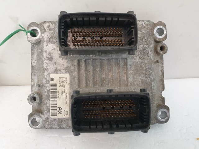 502970 Opel Corsa D, 2007, Motorvezérlő, Ecu, 0261208940, 55557933AX, Bosch.