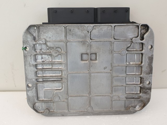 502980 Opel Astra J, 2013, Motorvezérlő, Ecu, 275800-8884, 55577647, Denso.