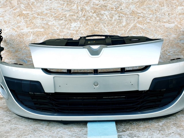 509939 Renault Megane 3, 2011, Ködlámpás Első Lökhárító, 620220004R