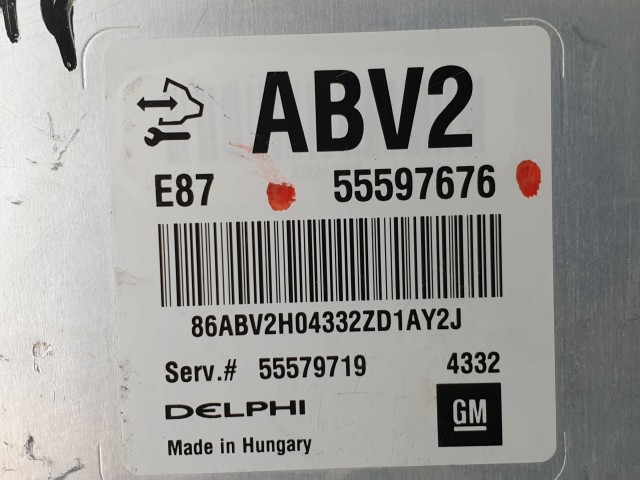 503790 Opel Astra J, Motorvezérlő, Ecu, 55597676 ABV2, Delphi.