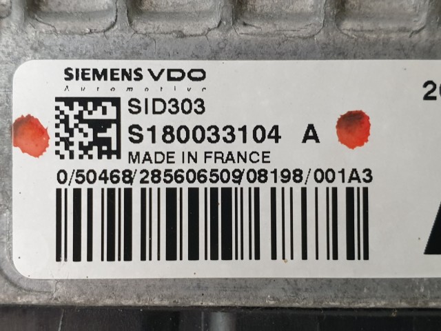 503799 Nissan Qashqai, Motorvezérlő, Ecu, S180033104A, 23710JD54D, Siemens.