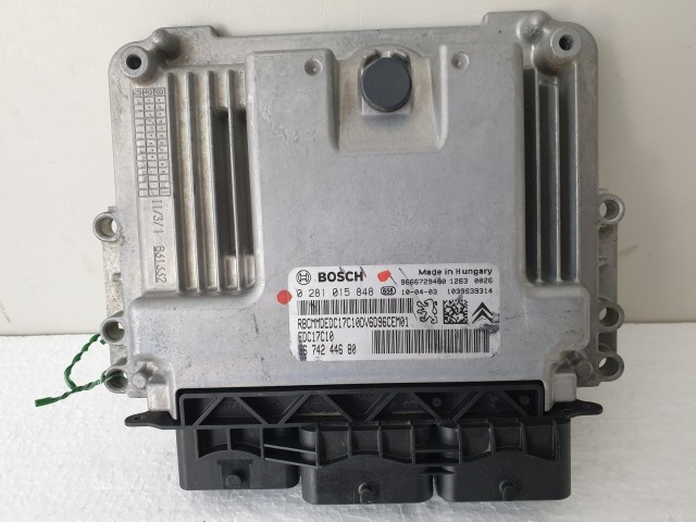 503810 Citroen C3, 2010, Motorvezérlő, Ecu, 0281015848, 9674244680, Bosch