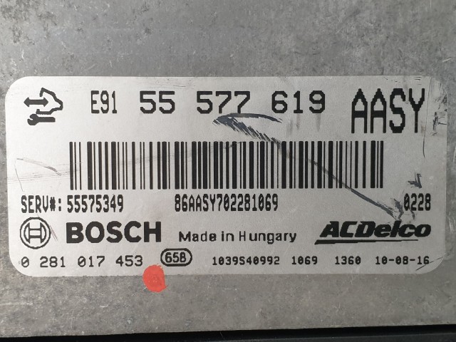 503830 Opel Insignia 2010, Motorvezérlő, Ecu, 0281017453, 55577619, Bosch.