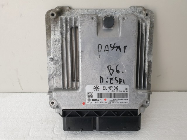 503844 VW Passat B6, Motorvezérlő, Ecu, 0281015029, 03L907309, Bosch.