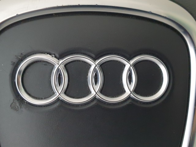 510655 Audi A6 C6, 2007, Kormánylégzsák, Légzsák, 3 Águ Kormányba, 2 Csati.