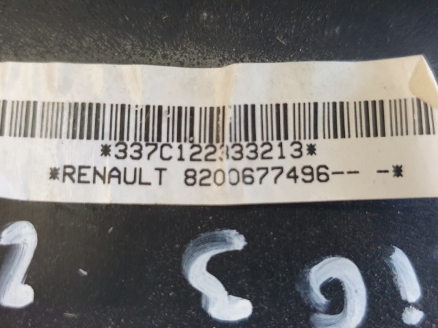 510700 Renault Clio 3, Kormánylégzsák, Légzsák, Tempomatos, 2 Csati. 3 Águ Kormányba.