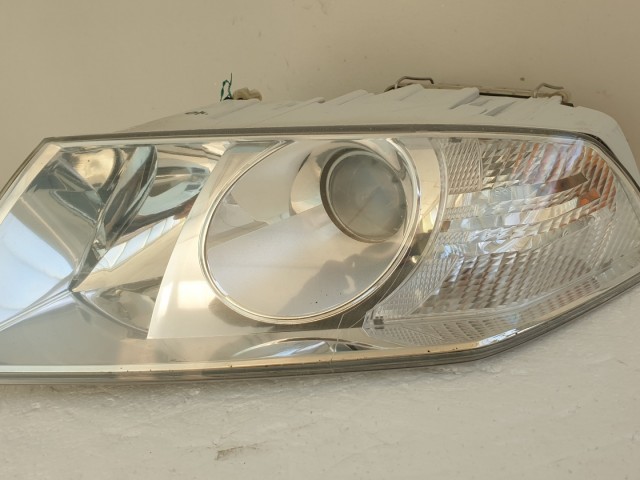 510767 Skoda Octavia 2, 2008, Bal Első Projektoros Lámpa, Fényszóró.