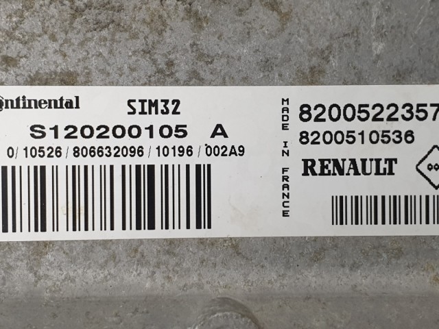 510872 Renault Clio 3, 2008, Motorvezérlő, ECU, S120200105A, 8200522357, Continental.