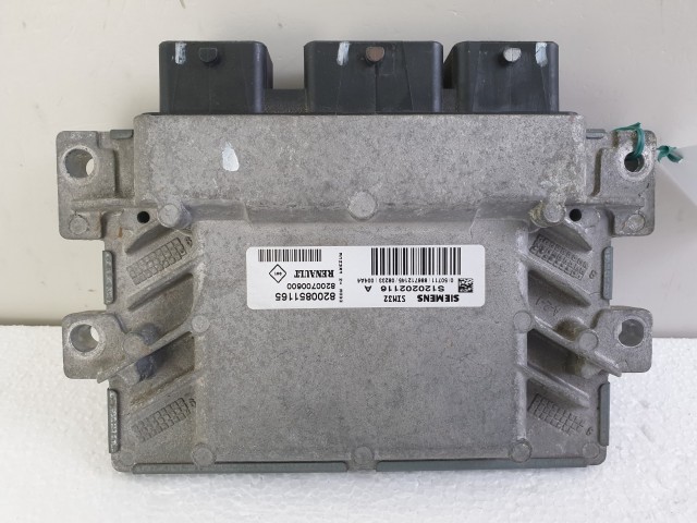 504328 Renault Clio 3, 2008, Motorvezérlő, ECU, S120202116A, 8200851165,  Siemens.