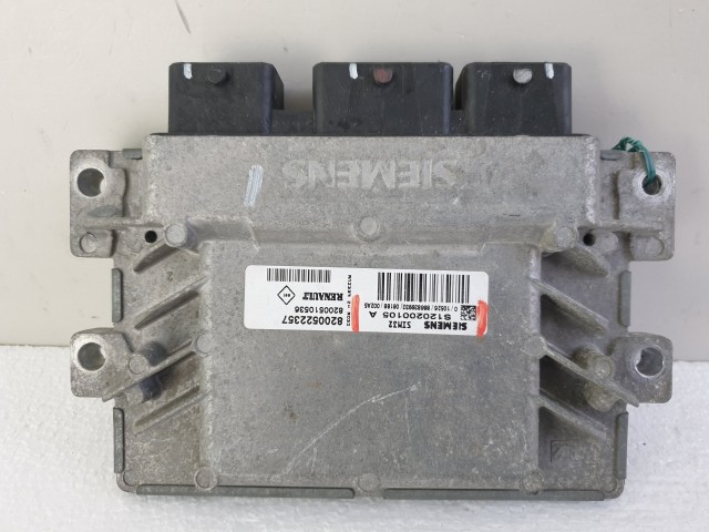 504339, Renault Clio 3, Motorvezérlő, Ecu, 8200522357, S120200105A, Siemens.