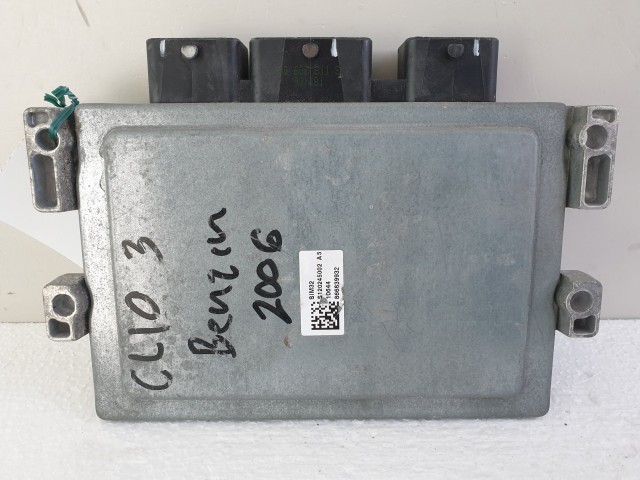 504339, Renault Clio 3, Motorvezérlő, Ecu, 8200522357, S120200105A, Siemens.