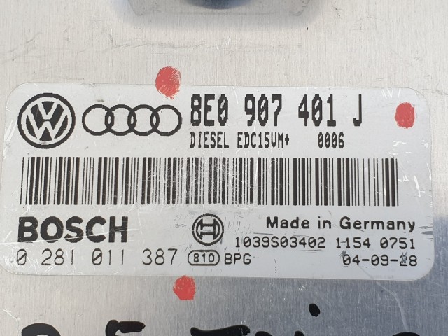 504360 Audi A6 C5, 2.5 V6, Motorvezérlő, Ecu, 0281011387, 8E0907401J, Bosch.