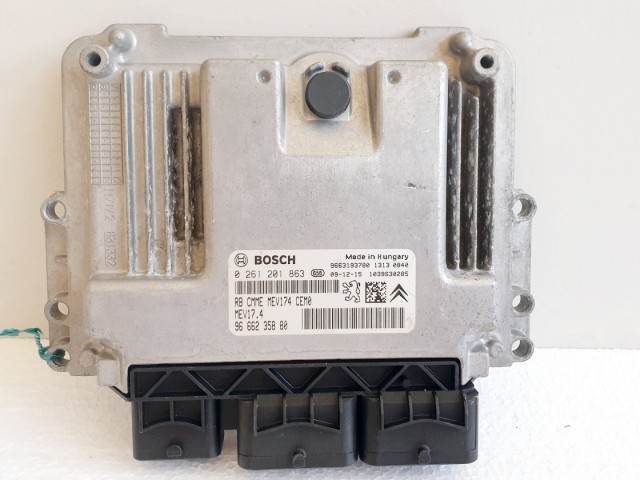 508572 Citroen C3 Picasso, Motorvezérlő, 9666235880, 0261201863, Bosch.