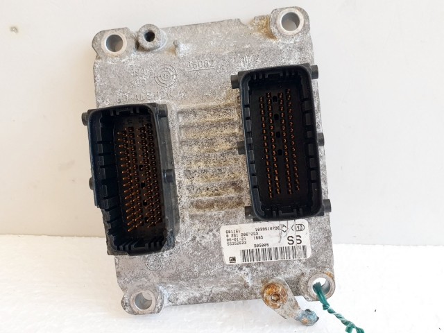 508581 Opel Corsa c, Motorvezérlő, Ecu, 0261208253, 55352622, Bosch.