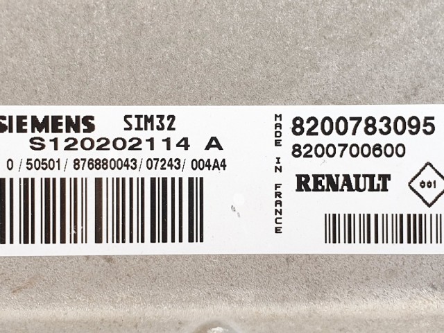 508610 Renault Clio 3, Motorvezérlő, 8200783095, S120202114A, Siemens.