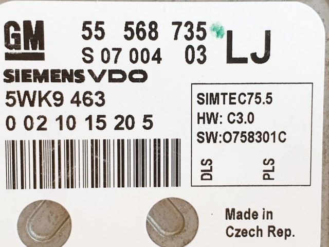 508626 Opel Zafira B, Motorvezérlő, Ecu, 55568735, 5WK9463, Siemens.